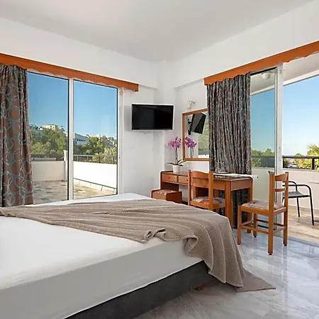 Vlycha Hotel 4*